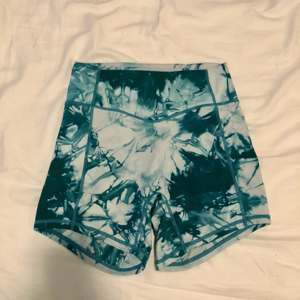 Balance athletica tie dye shorts marine